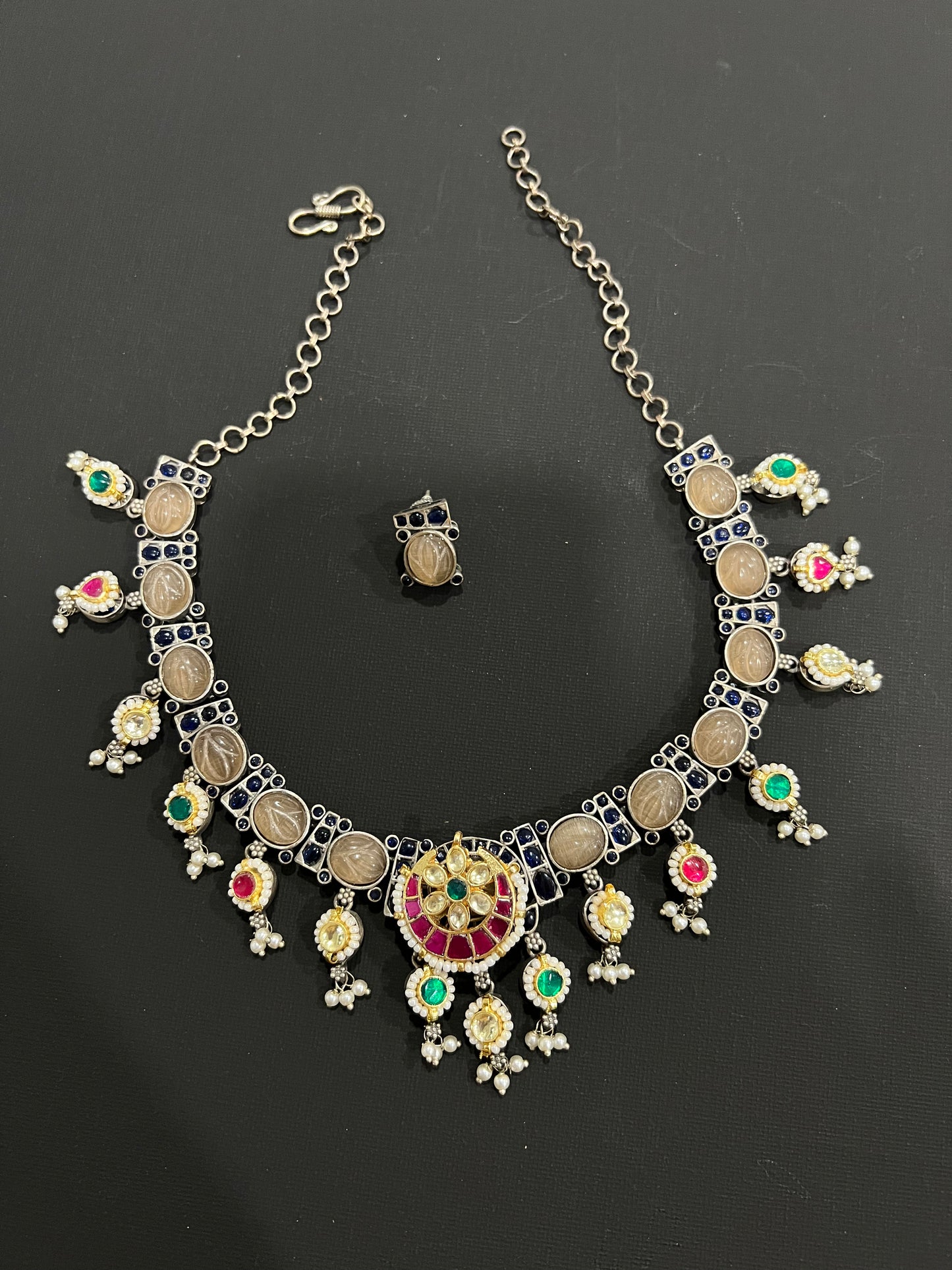 Pachi-Kundan-Choker